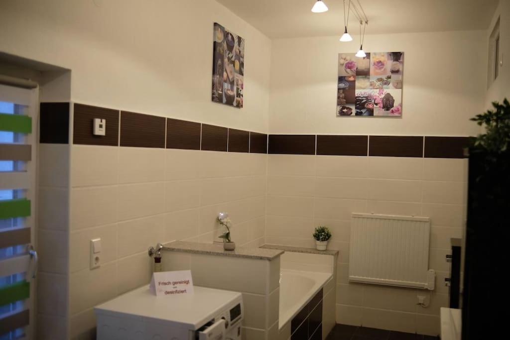 Bello Apartamento Graben-Neudorf Esterno foto