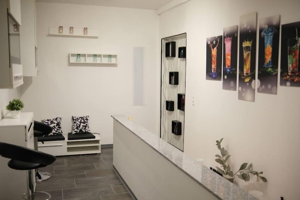Bello Apartamento Graben-Neudorf Esterno foto
