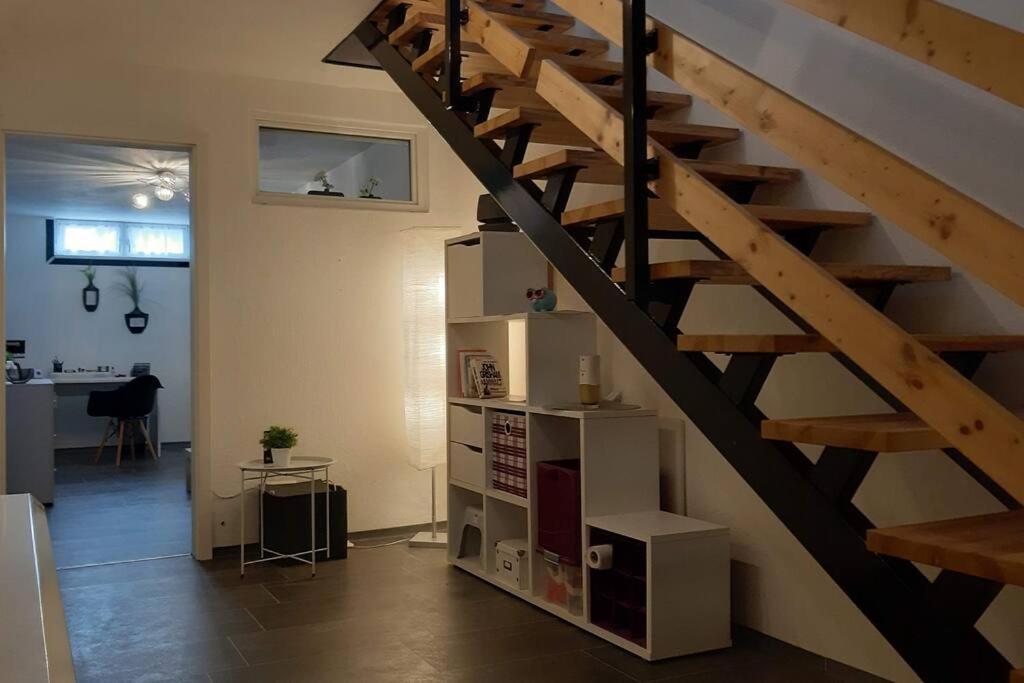 Bello Apartamento Graben-Neudorf Esterno foto